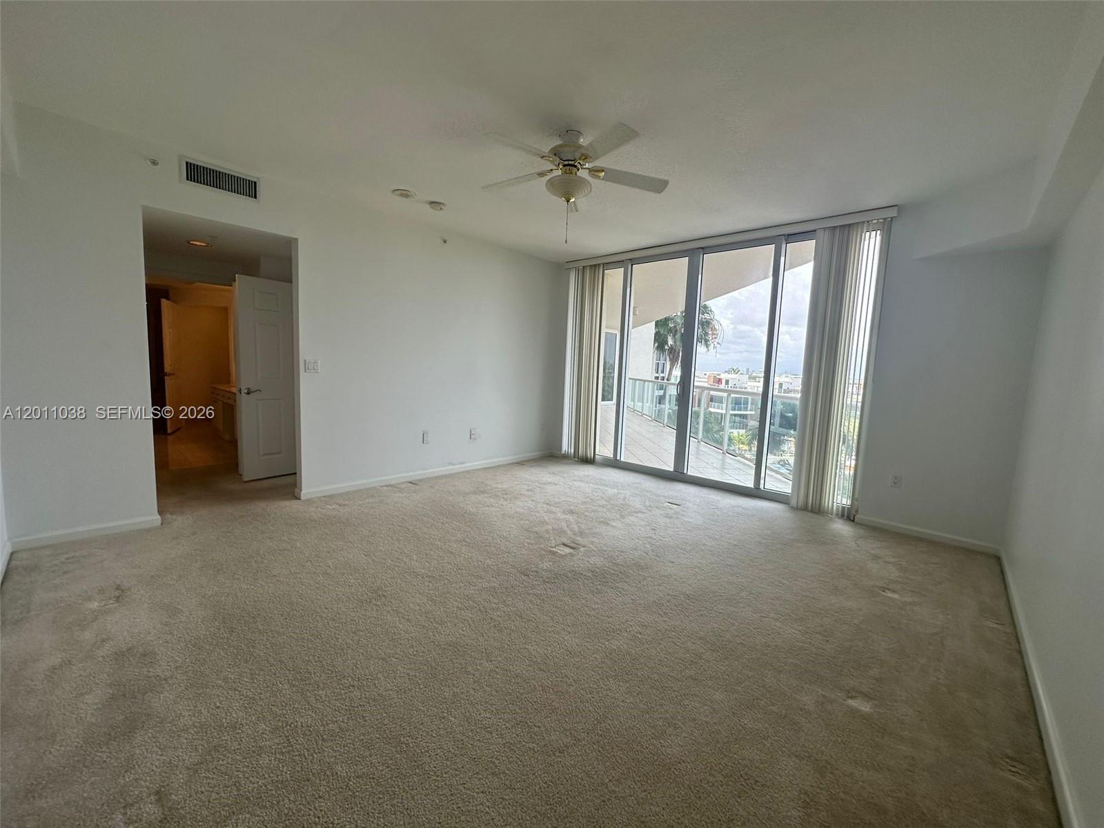 Photo of 6001 Ocean Dr  #503, Hollywood, Florida, 33019 - 