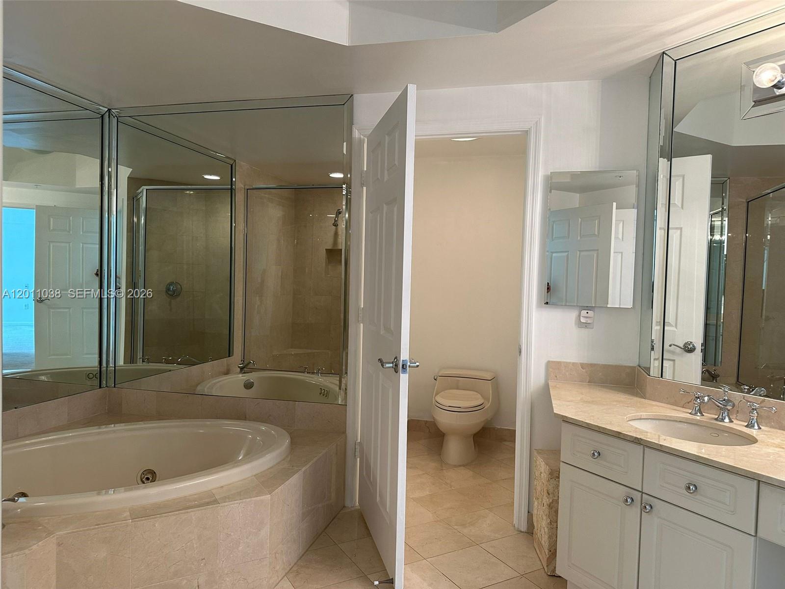 Photo of 6001 Ocean Dr  #503, Hollywood, Florida, 33019 - 