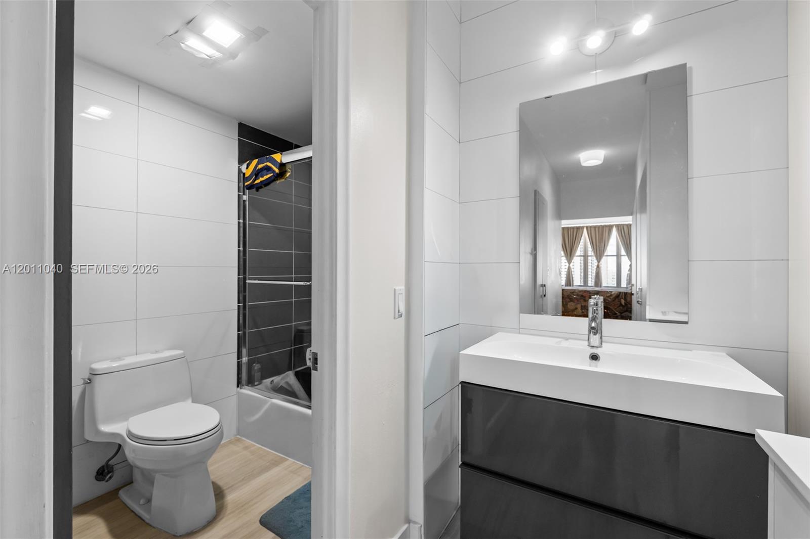 Photo of 1825 Ocean Drive  #PH-9, Hallandale Beach, Florida, 33009 - 