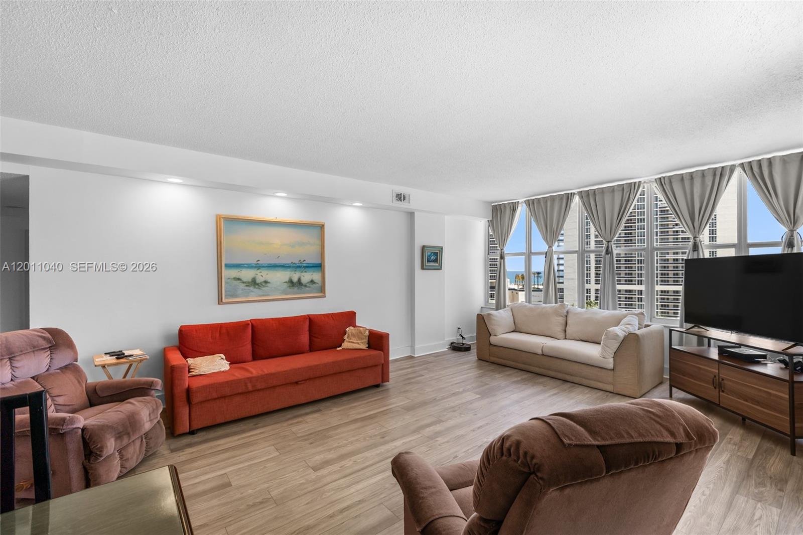 Photo of 1825 Ocean Drive  #PH-9, Hallandale Beach, Florida, 33009 - 