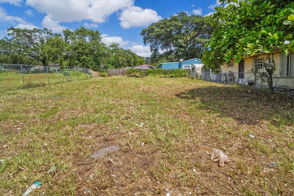 See details / sq. ft. $ 2026-05-01 0 Photo