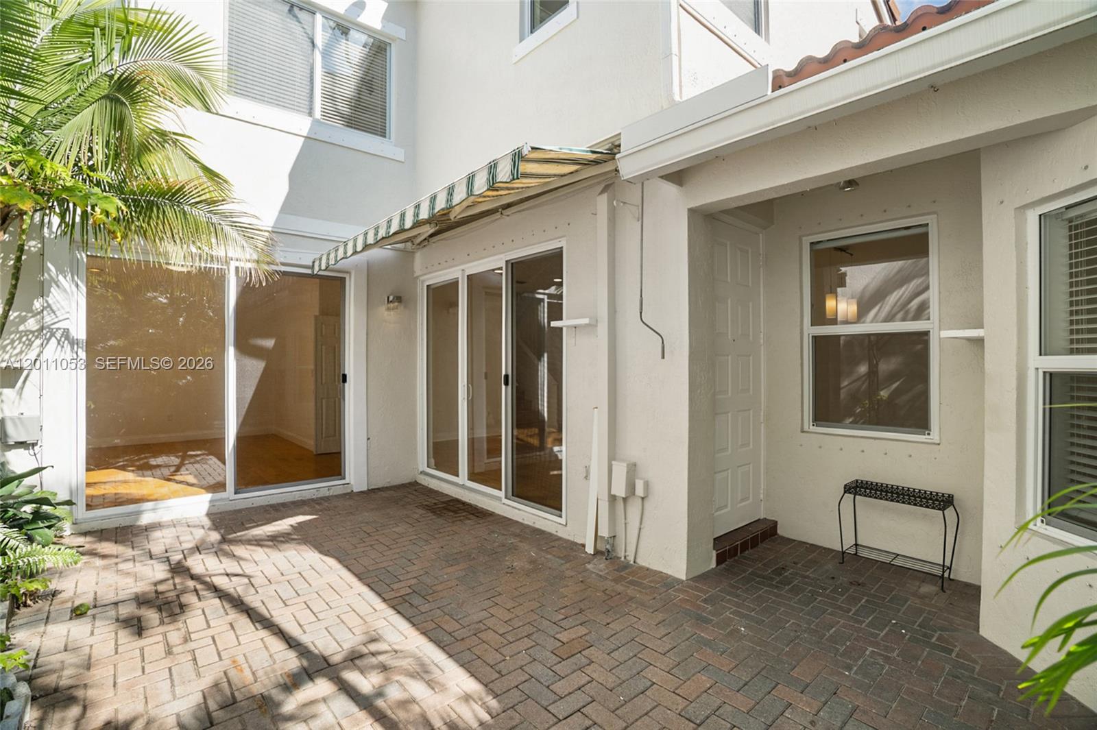 Photo of 1640 Weeping Willow Way  (1640), Hollywood, Florida, 33019 - 