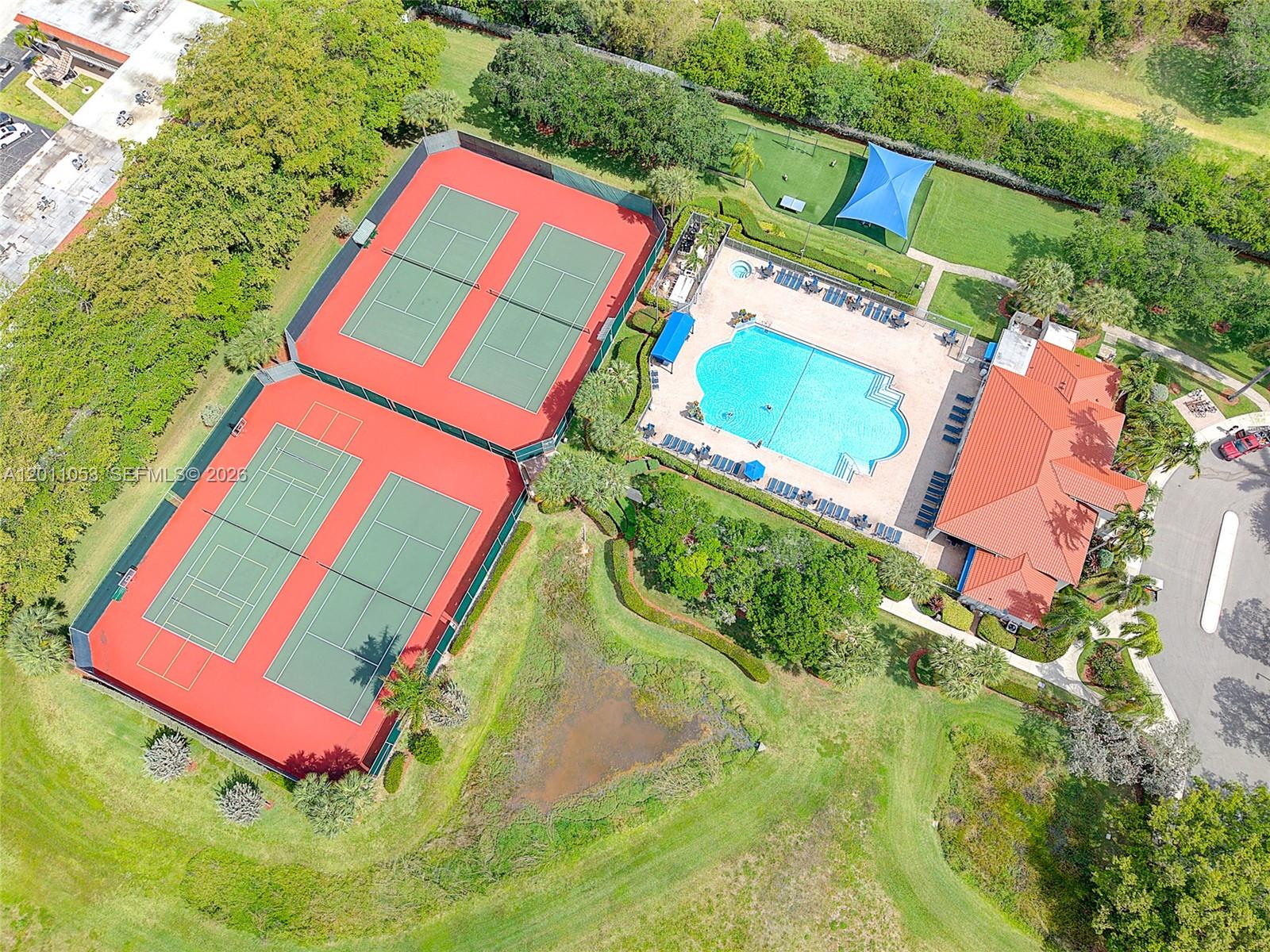 Photo of 1640 Weeping Willow Way  (1640), Hollywood, Florida, 33019 - 