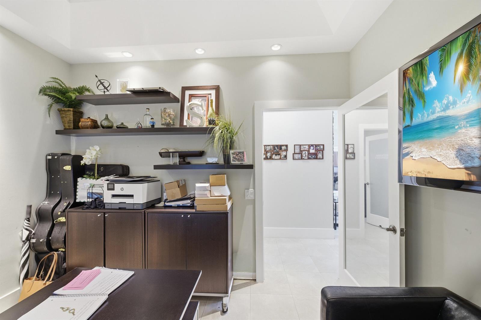 Ver detalles 4650-44 / 0 sq. ft. $ 2026-06-15 0 foto