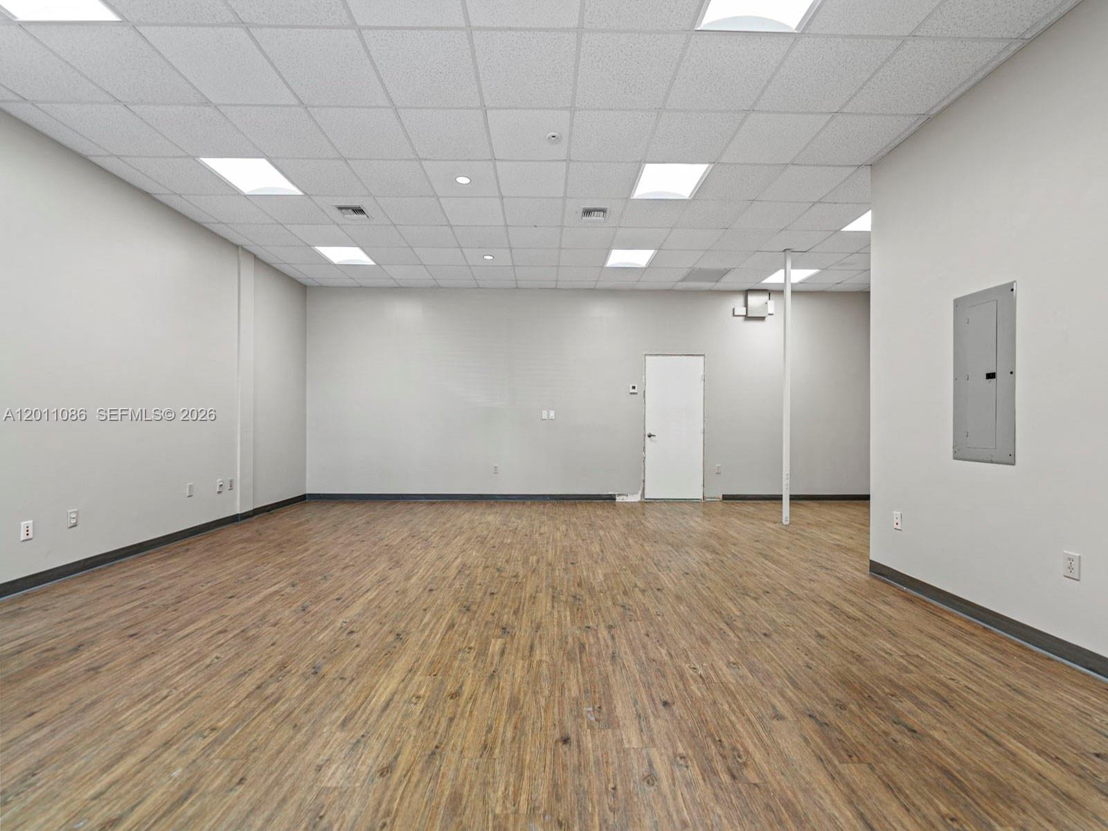  /   sq. ft. $ 2026-05-01 0 Photo