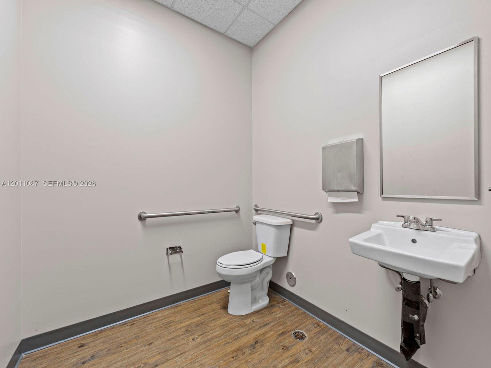   /   sq. ft. $ 2026-05-01 0 Photo