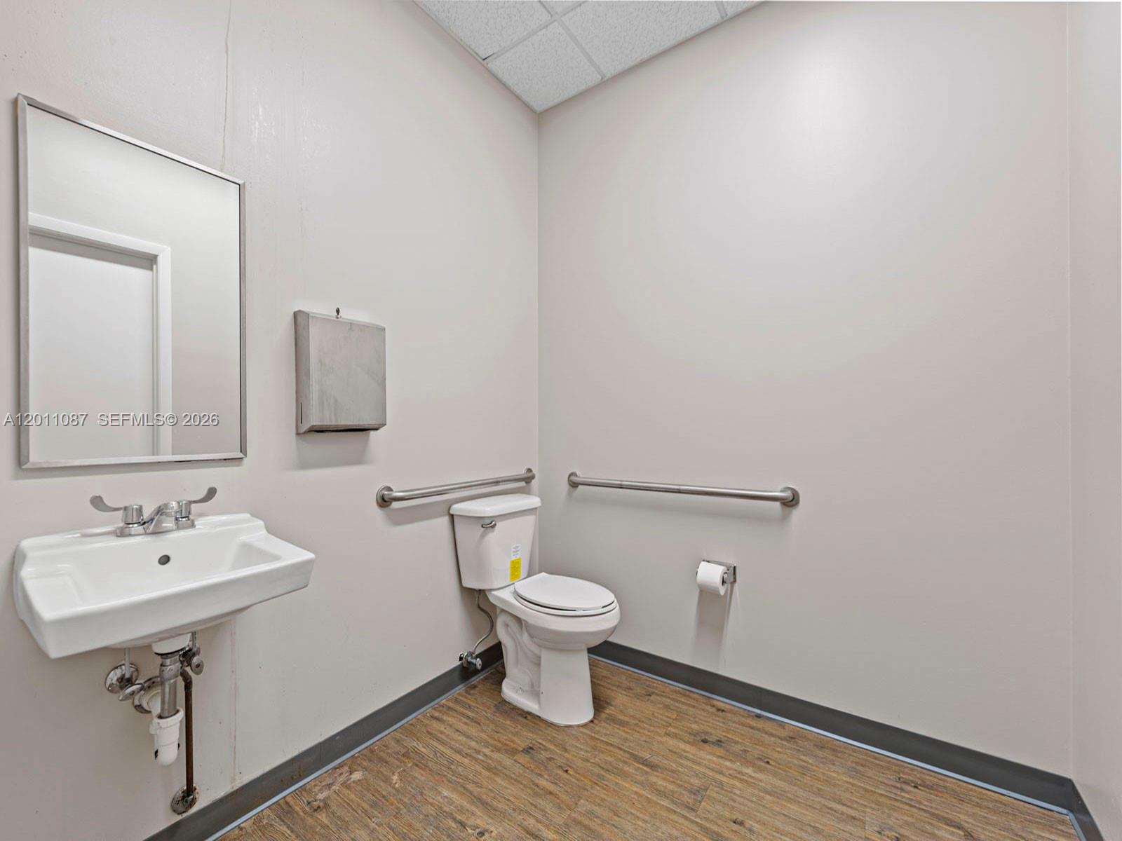  /   sq. ft. $ 2026-05-01 0 Photo