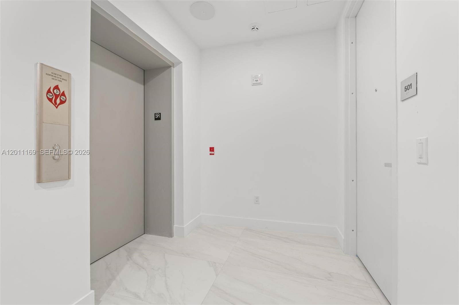 501 3 / 4 1964 sq. ft. $ 2026-05-01 0 Photo