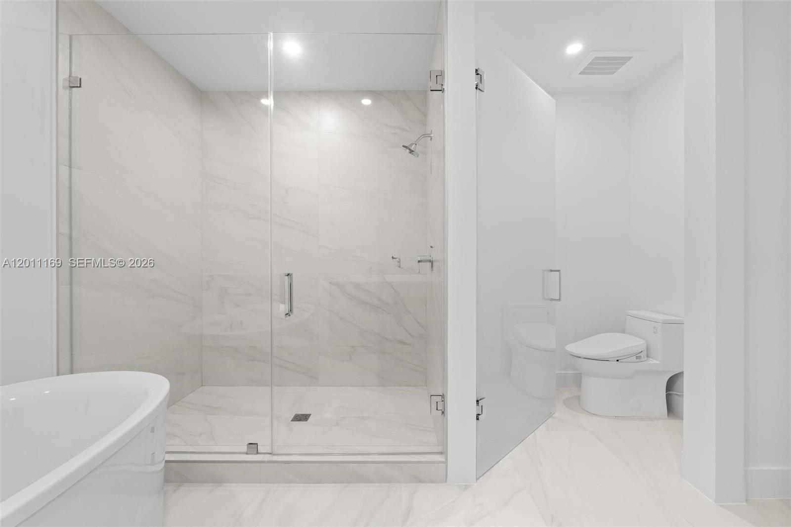 501 3 / 4 1964 sq. ft. $ 2026-05-01 0 Photo