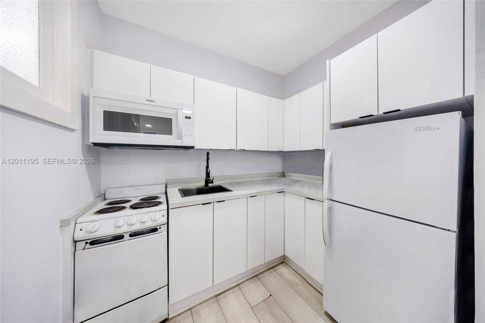See details / sq. ft. $ 2026-05-01 0 Photo