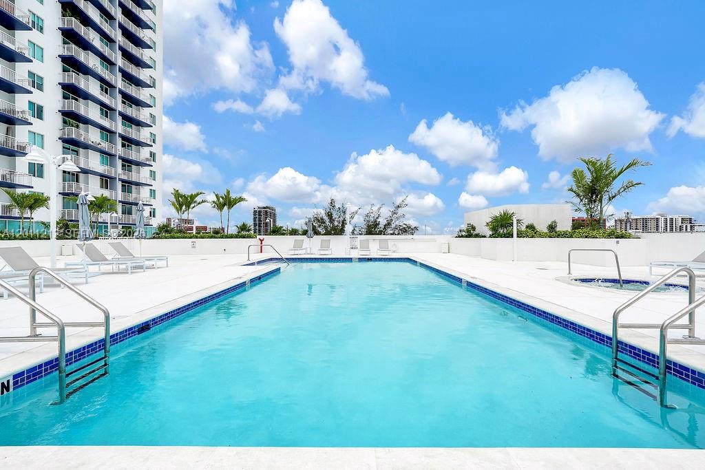 306 2 / 1 1171 sq. ft. $ 2026-05-02 0 Photo
