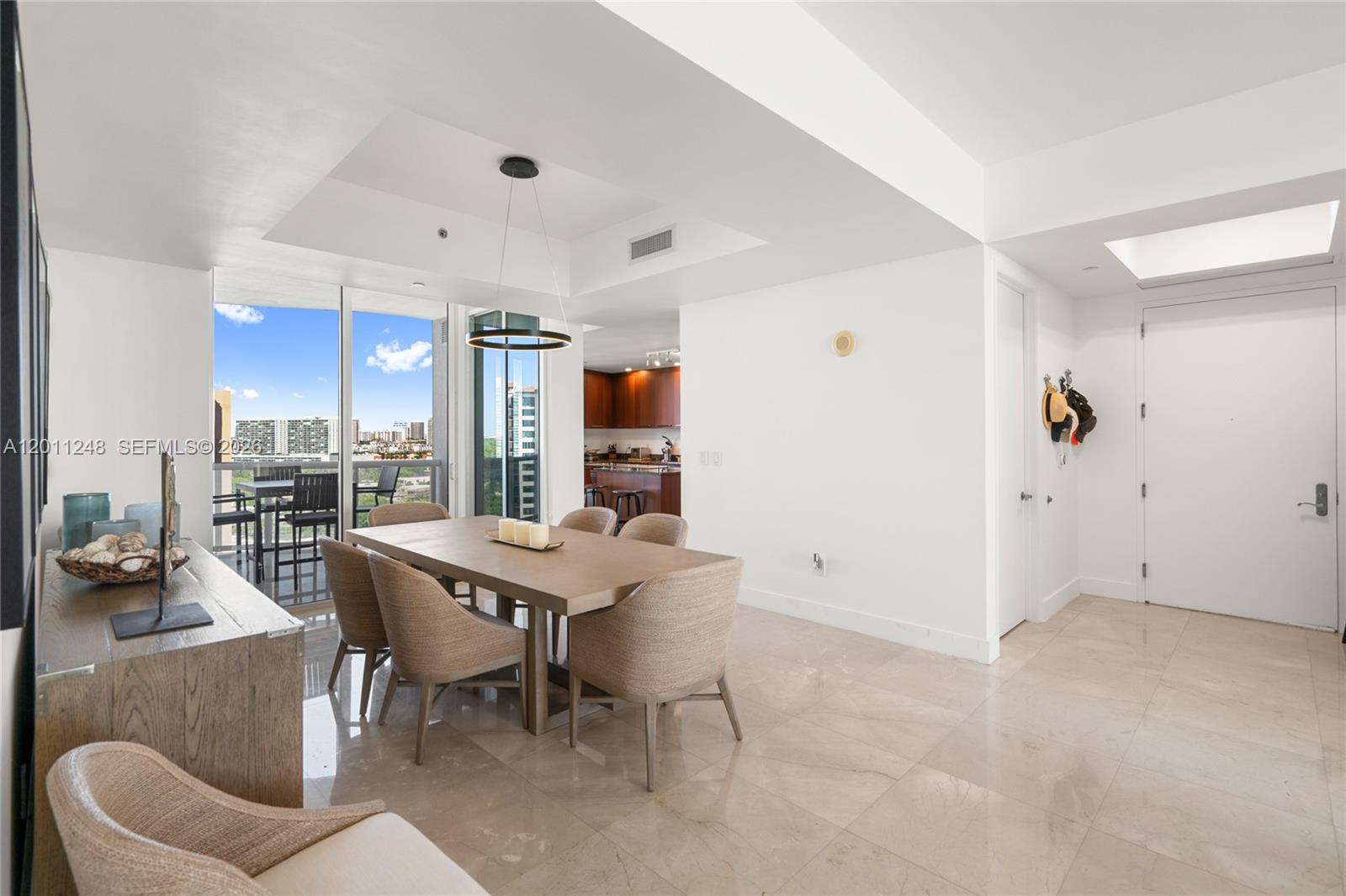 1206 3 / 4 2327 sq. ft. $ 2026-05-01 0 Photo
