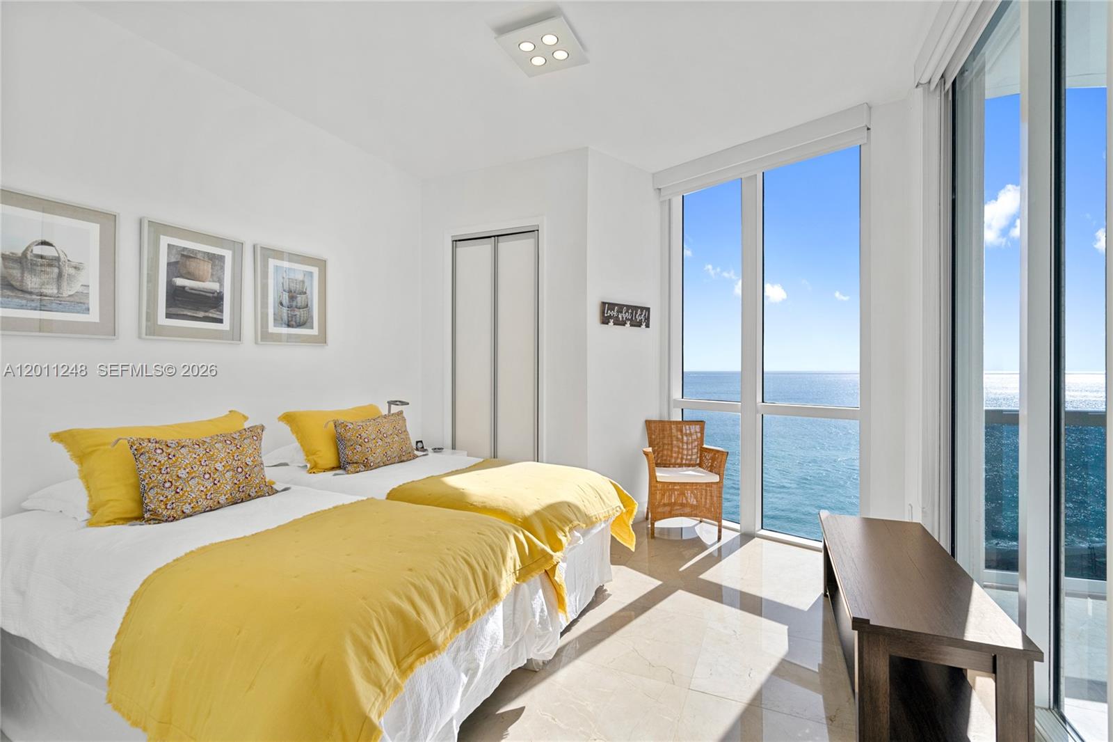 1206 3 / 4 2327 sq. ft. $ 2026-05-01 0 Photo