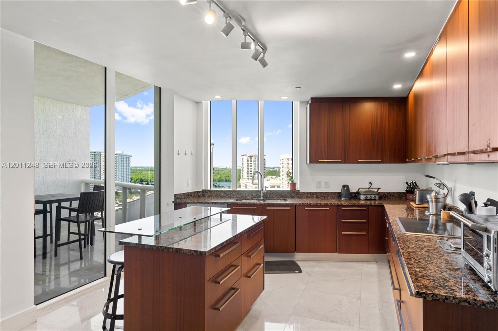 1206 3 / 4 2327 sq. ft. $ 2026-05-01 0 Photo