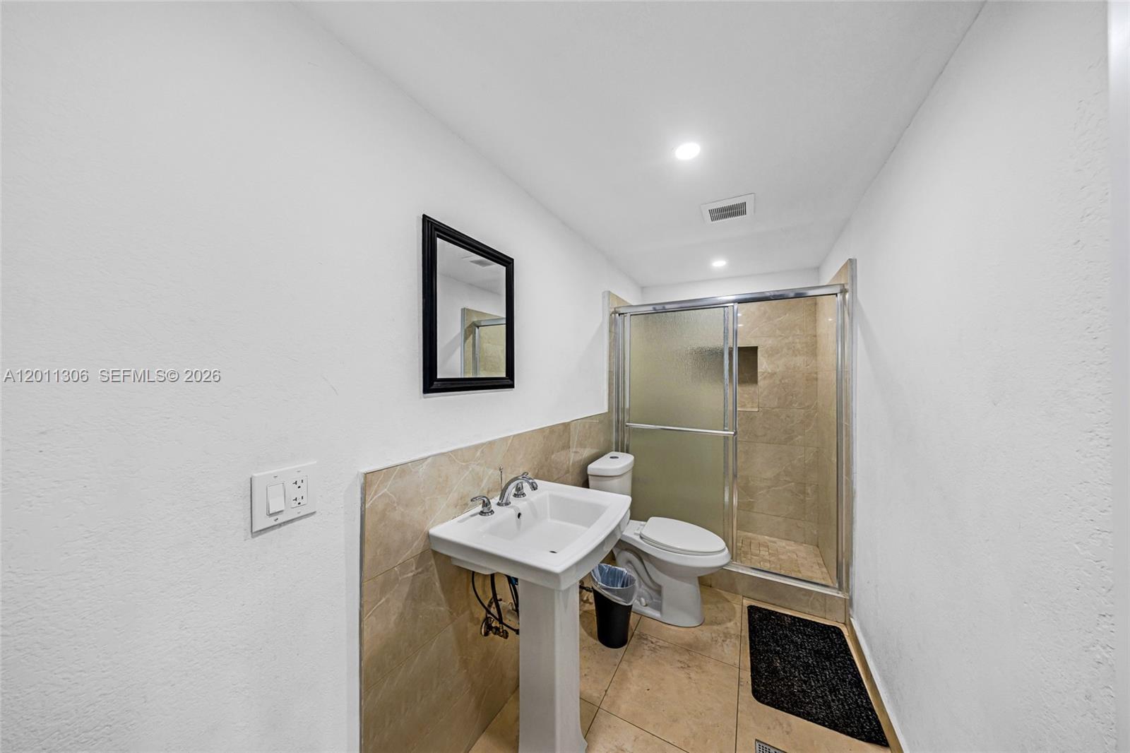   /   sq. ft. $ 2026-05-01 0 Photo