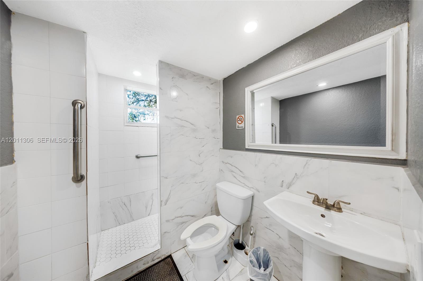   /   sq. ft. $ 2026-05-01 0 Photo