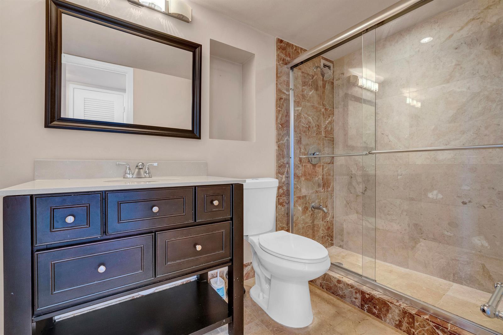 Photo of 1400 Ocean  #1702, Hollywood, Florida, 33019 - DSC09336