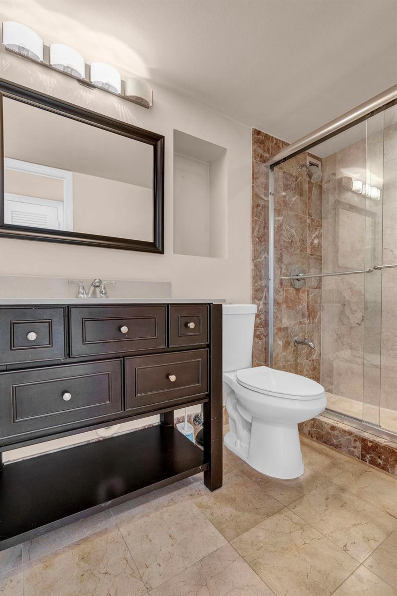 Photo of 1400 Ocean  #1702, Hollywood, Florida, 33019 - DSC09339