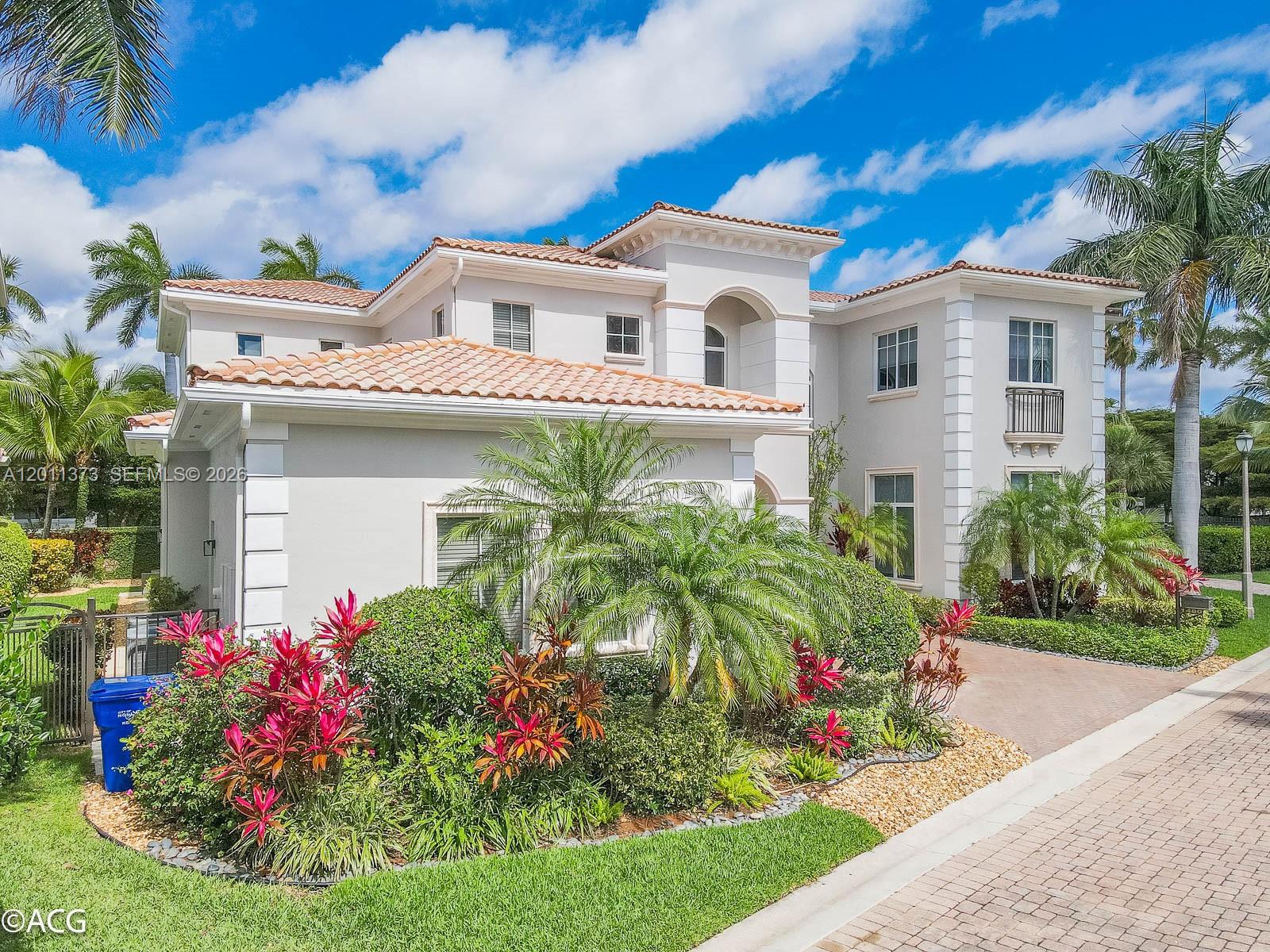 Photo of 1480 Windjammer Way  (1480), Hollywood, Florida, 33019 - 