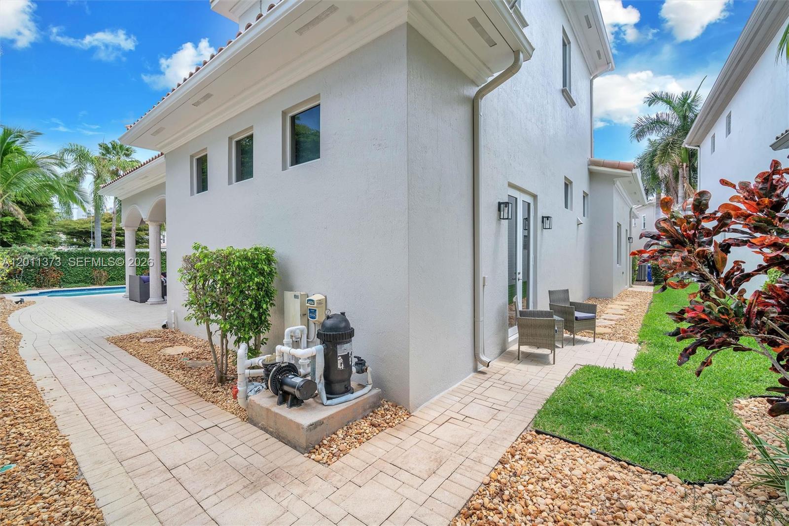Photo of 1480 Windjammer Way  (1480), Hollywood, Florida, 33019 - 