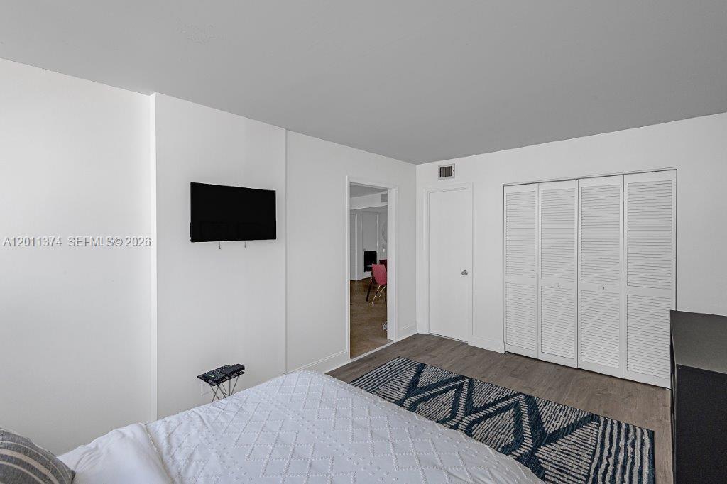Photo of 2401 Ocean Dr  #604, Hollywood, Florida, 33019 - 