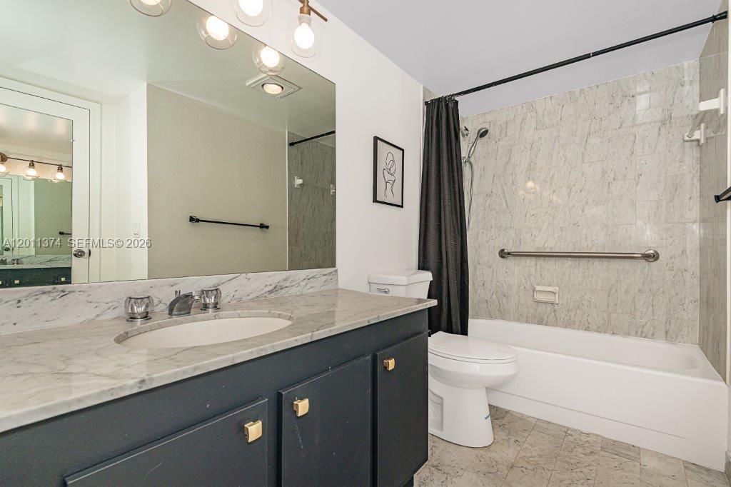 Photo of 2401 Ocean Dr  #604, Hollywood, Florida, 33019 - 