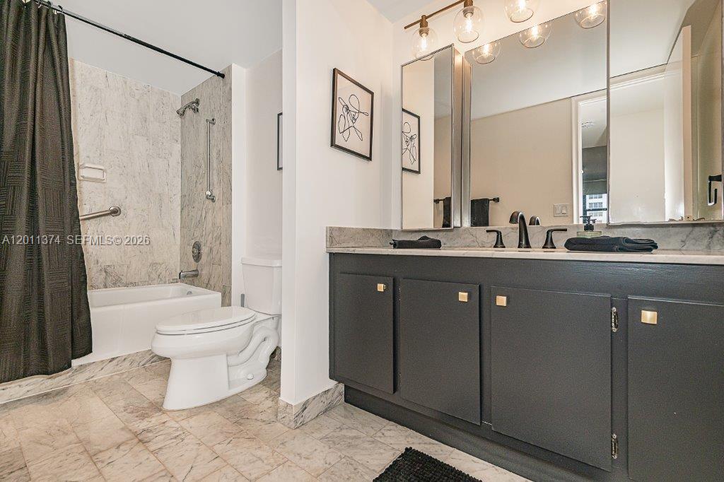 Photo of 2401 Ocean Dr  #604, Hollywood, Florida, 33019 - 