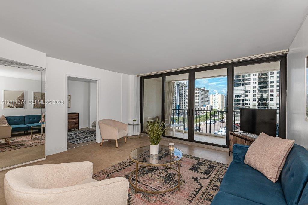 Photo of 2401 Ocean Dr  #604, Hollywood, Florida, 33019 - 