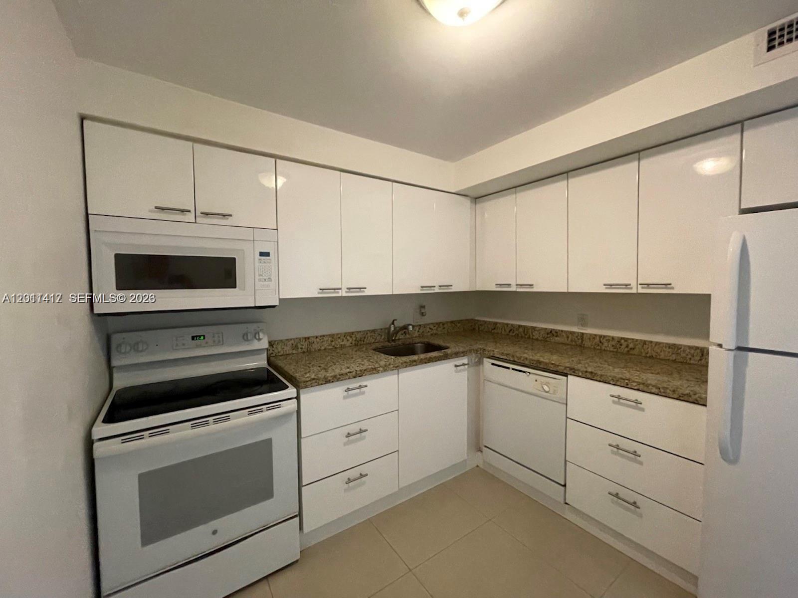 Photo of 2049 Ocean Dr  #1504, Hallandale Beach, Florida, 33009 - 