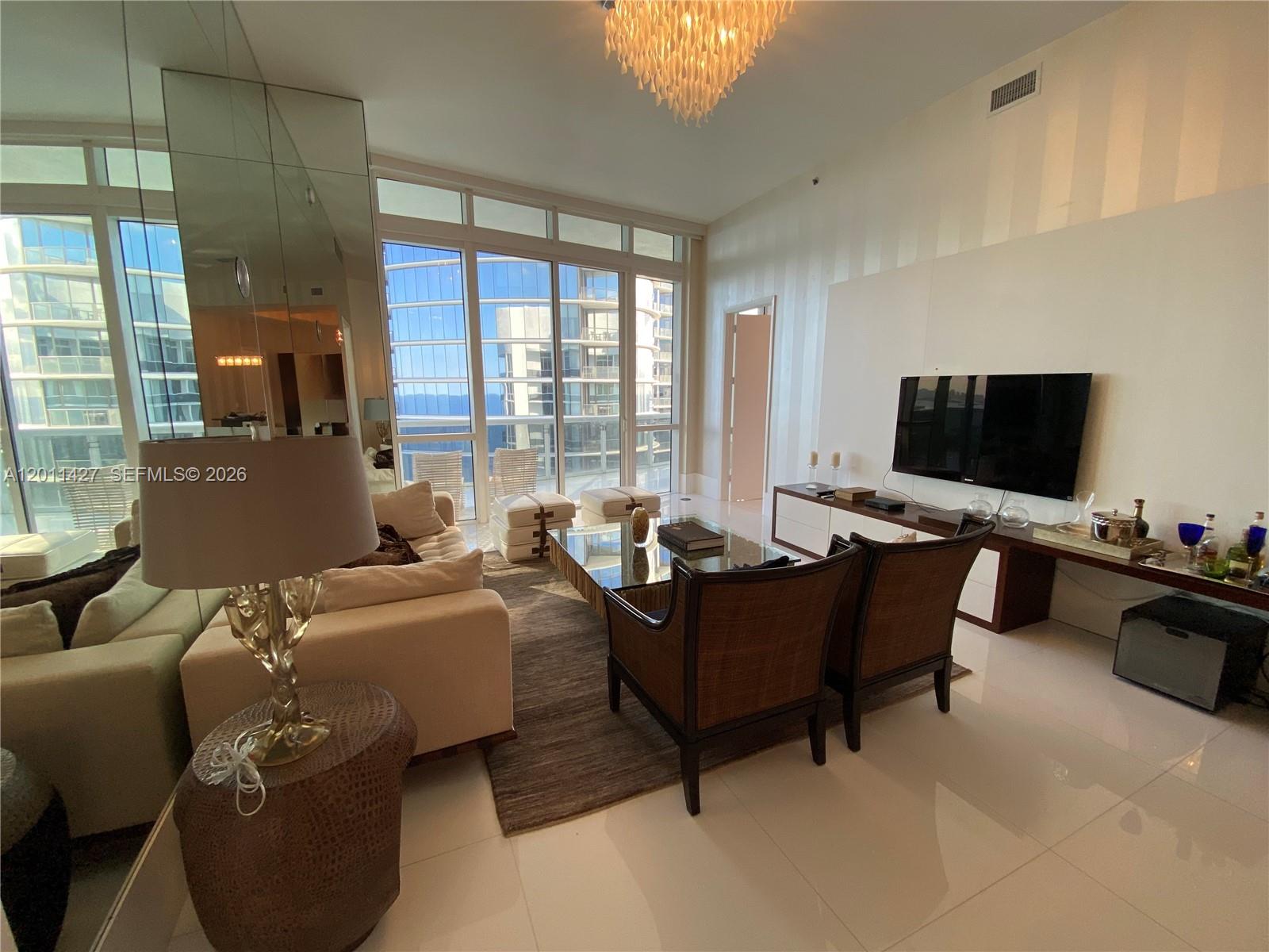 4207 3 / 3 2084 sq. ft. $ 2026-05-01 0 Photo