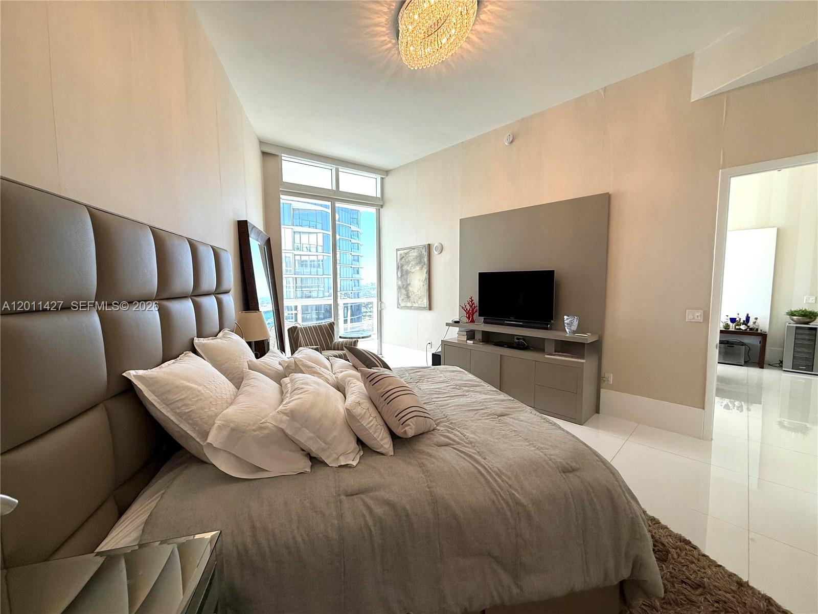 4207 3 / 3 2084 sq. ft. $ 2026-05-01 0 Photo