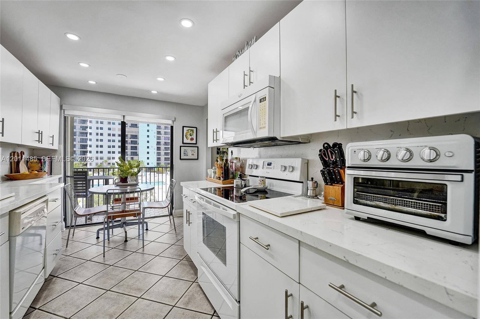 Photo of 1201 Ocean Dr  #609S, Hollywood, Florida, 33019 - 