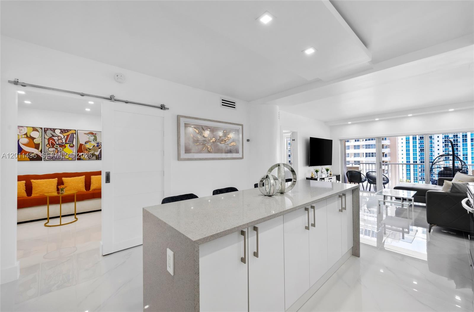 10B 1 / 2 870 sq. ft. $ 2026-05-01 0 Photo