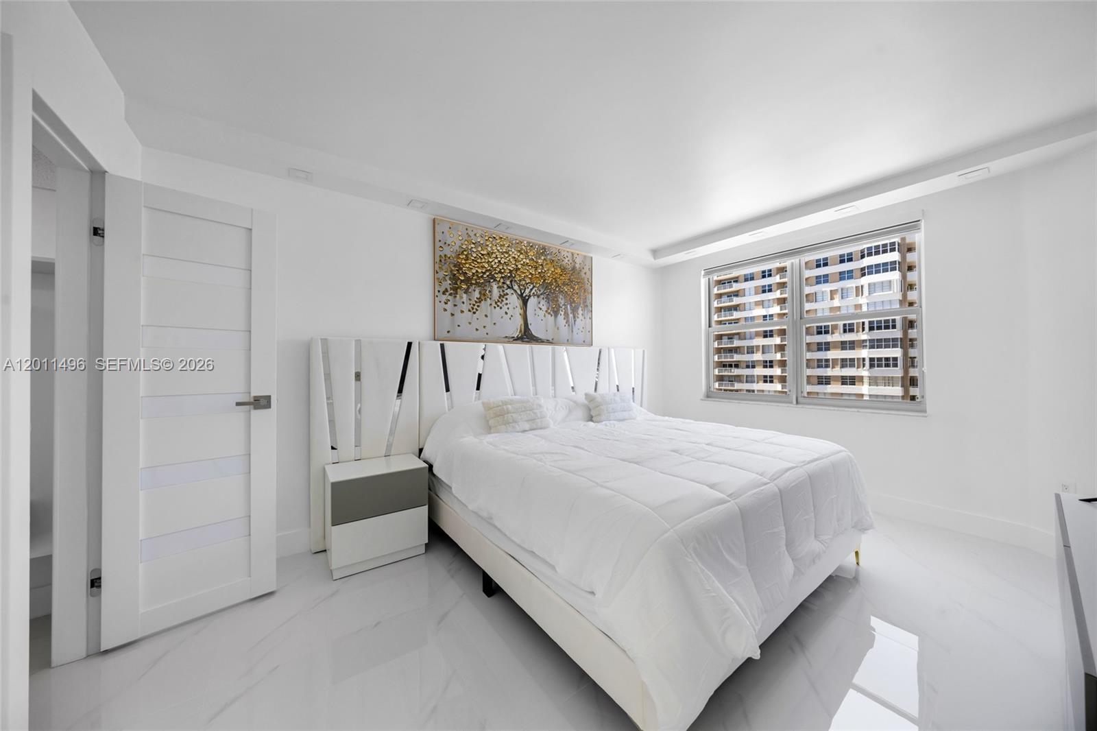 10B 1 / 2 870 sq. ft. $ 2026-05-01 0 Photo