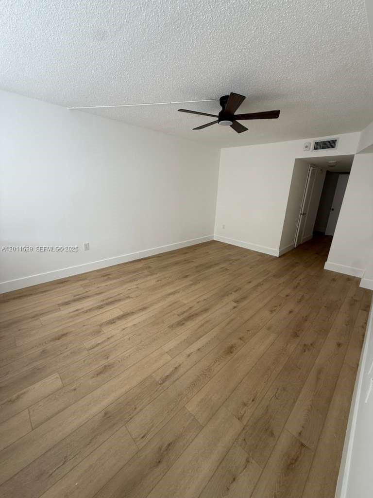 508-2 1 / 2 1036 sq. ft. $ 2026-05-19 0 Photo