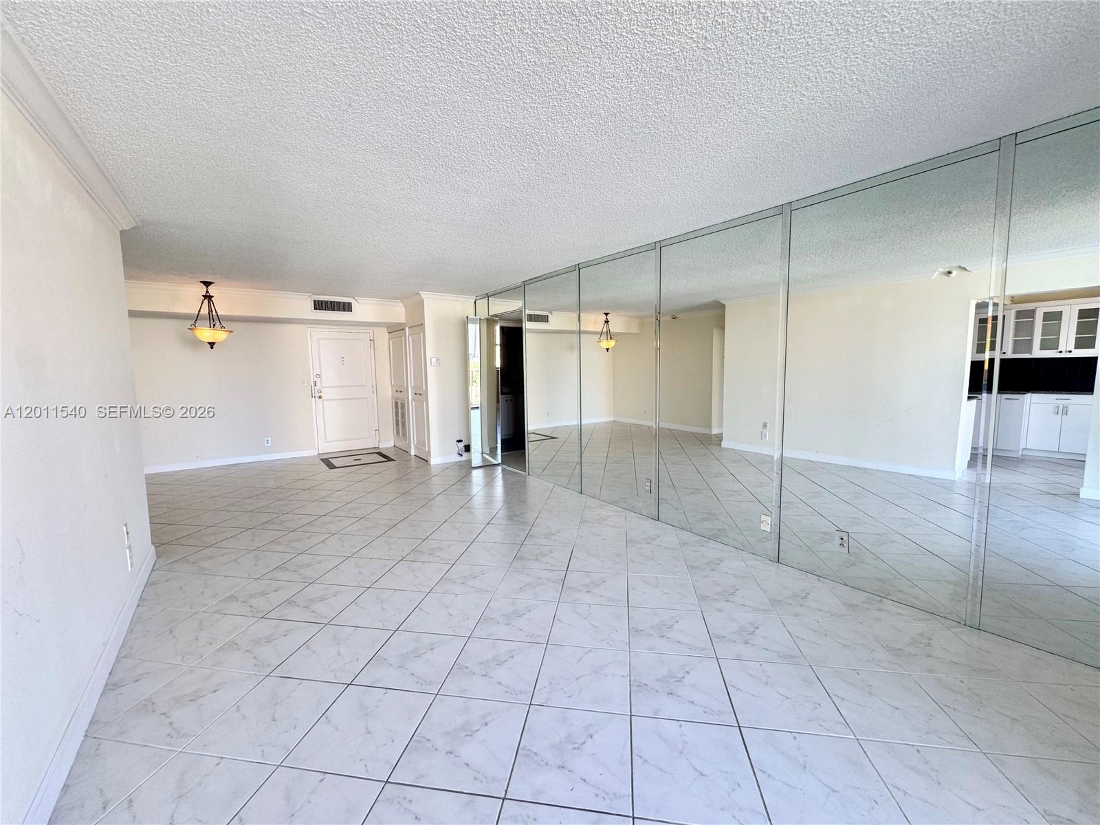See details 1112 2 / 2 1240 sq. ft. $ 2026-05-01 0 Photo
