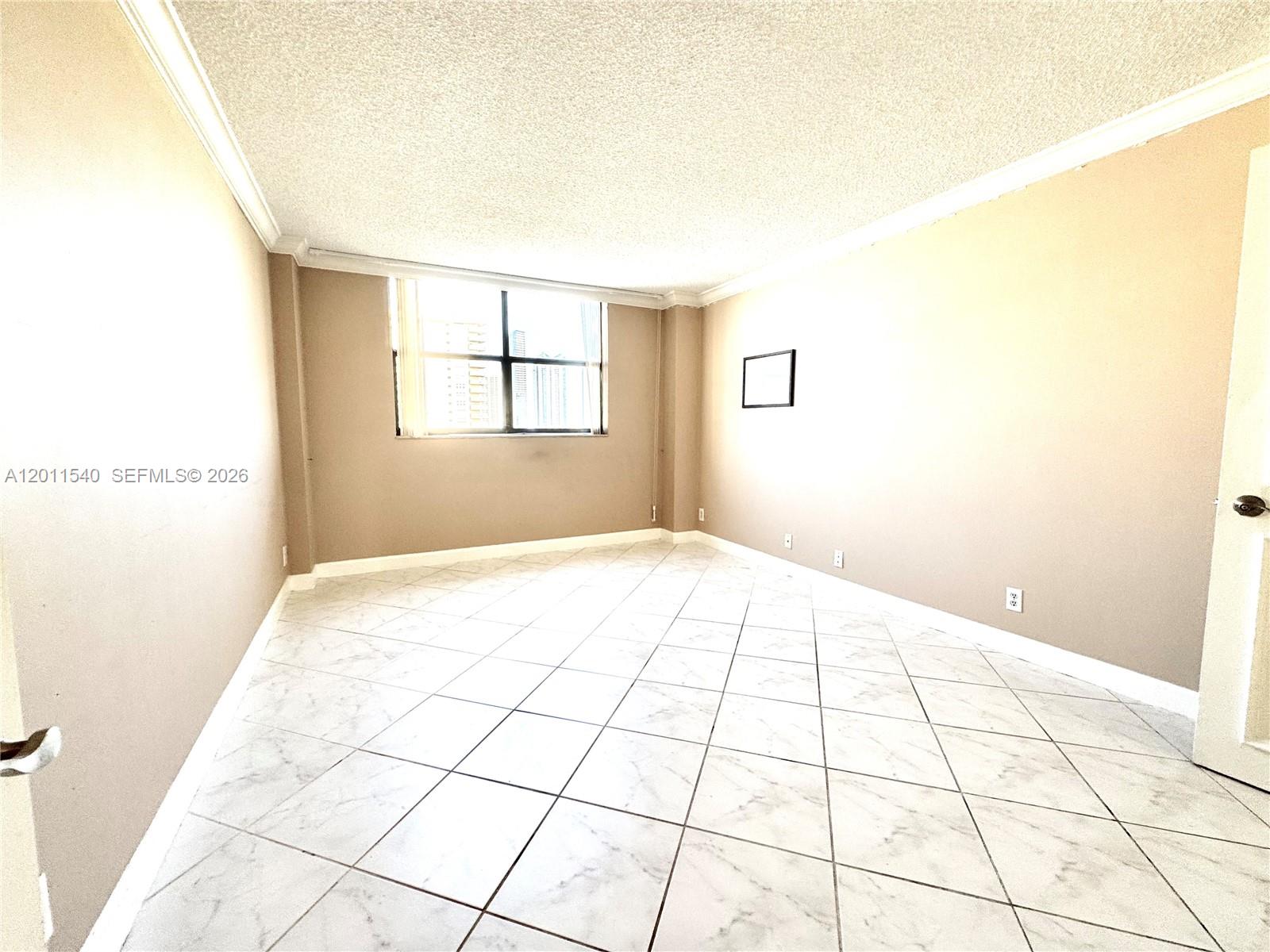 See details 1112 2 / 2 1240 sq. ft. $ 2026-05-01 0 Photo
