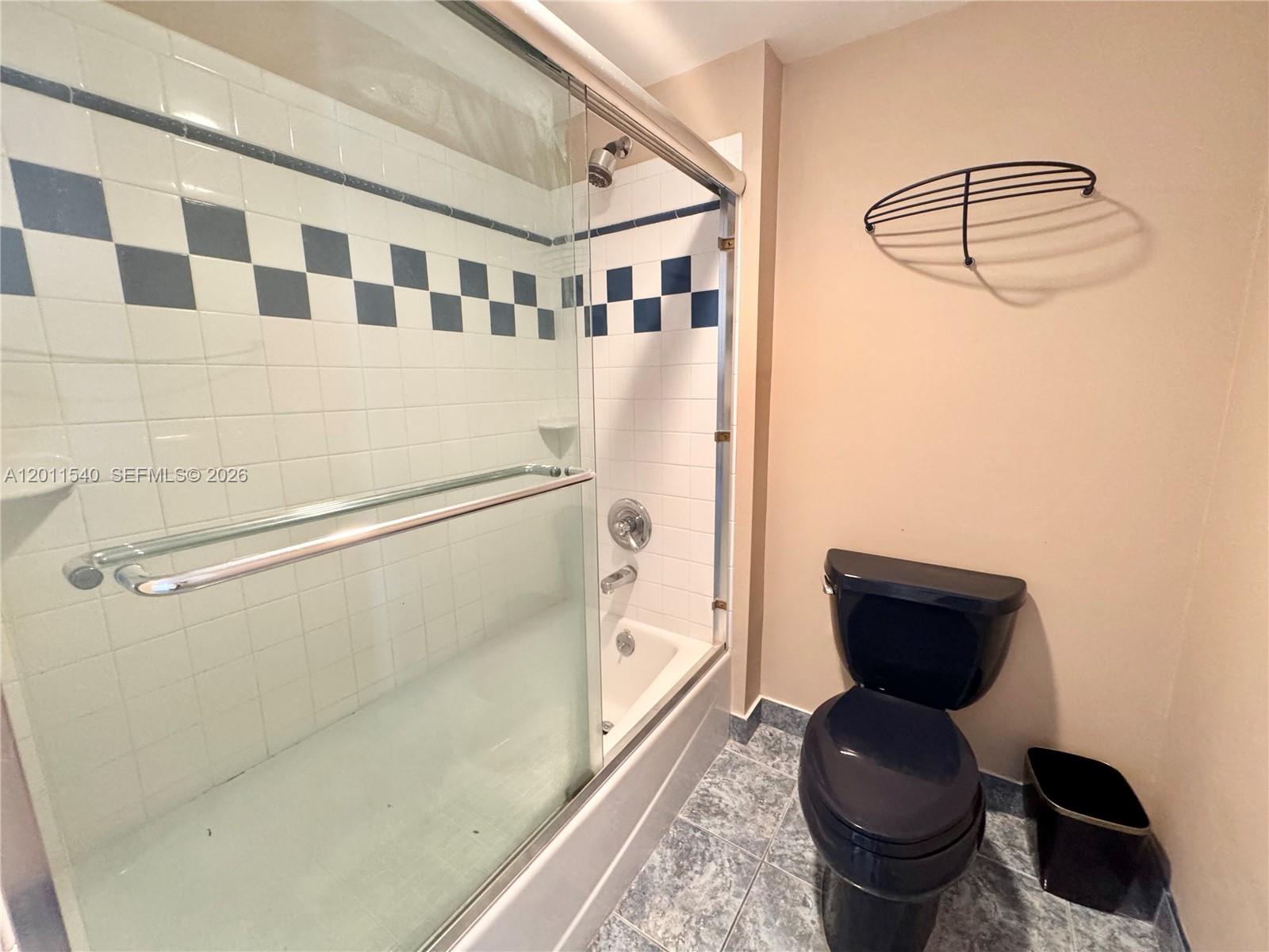 See details 1112 2 / 2 1240 sq. ft. $ 2026-05-01 0 Photo