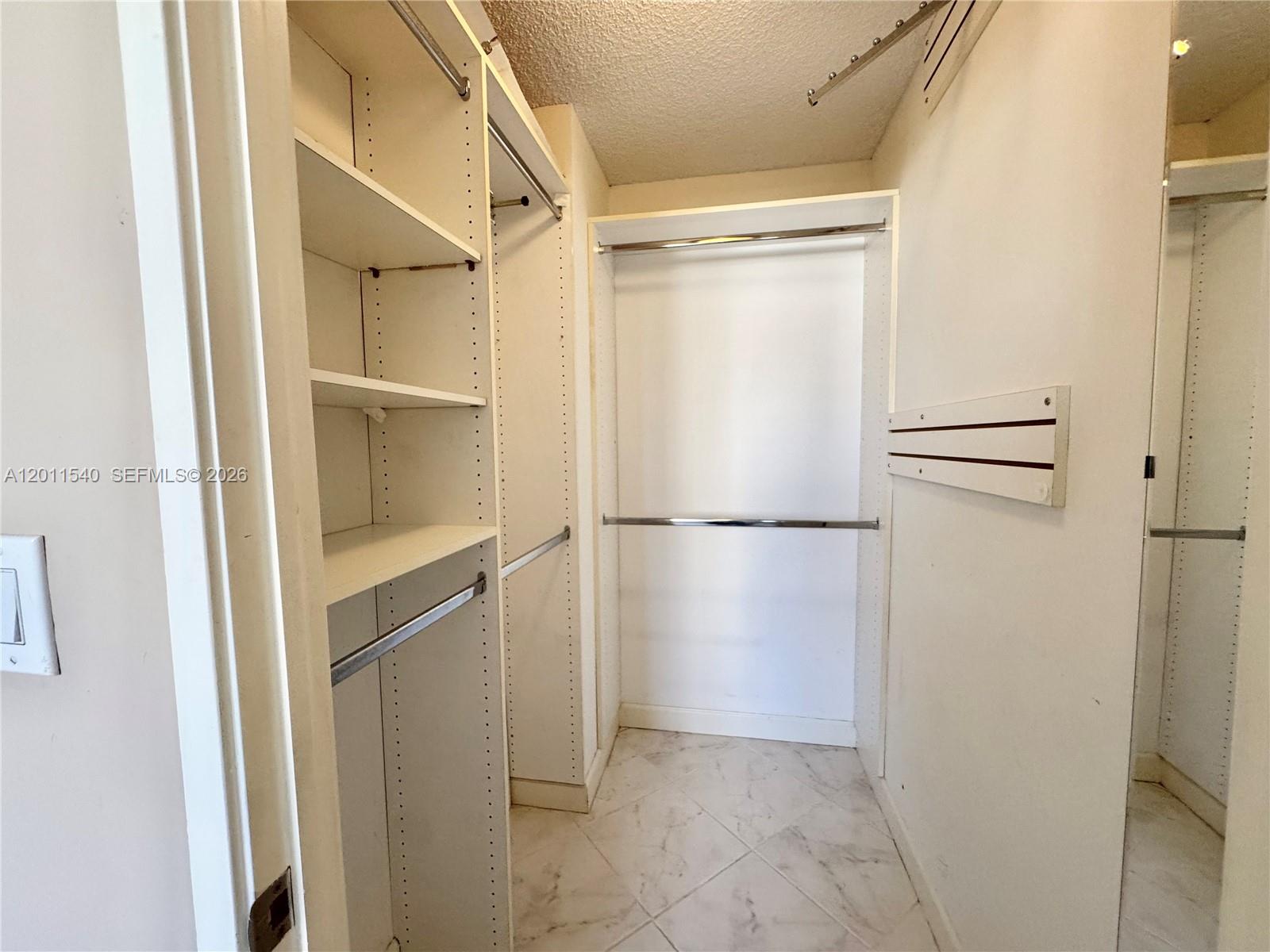 See details 1112 2 / 2 1240 sq. ft. $ 2026-05-01 0 Photo