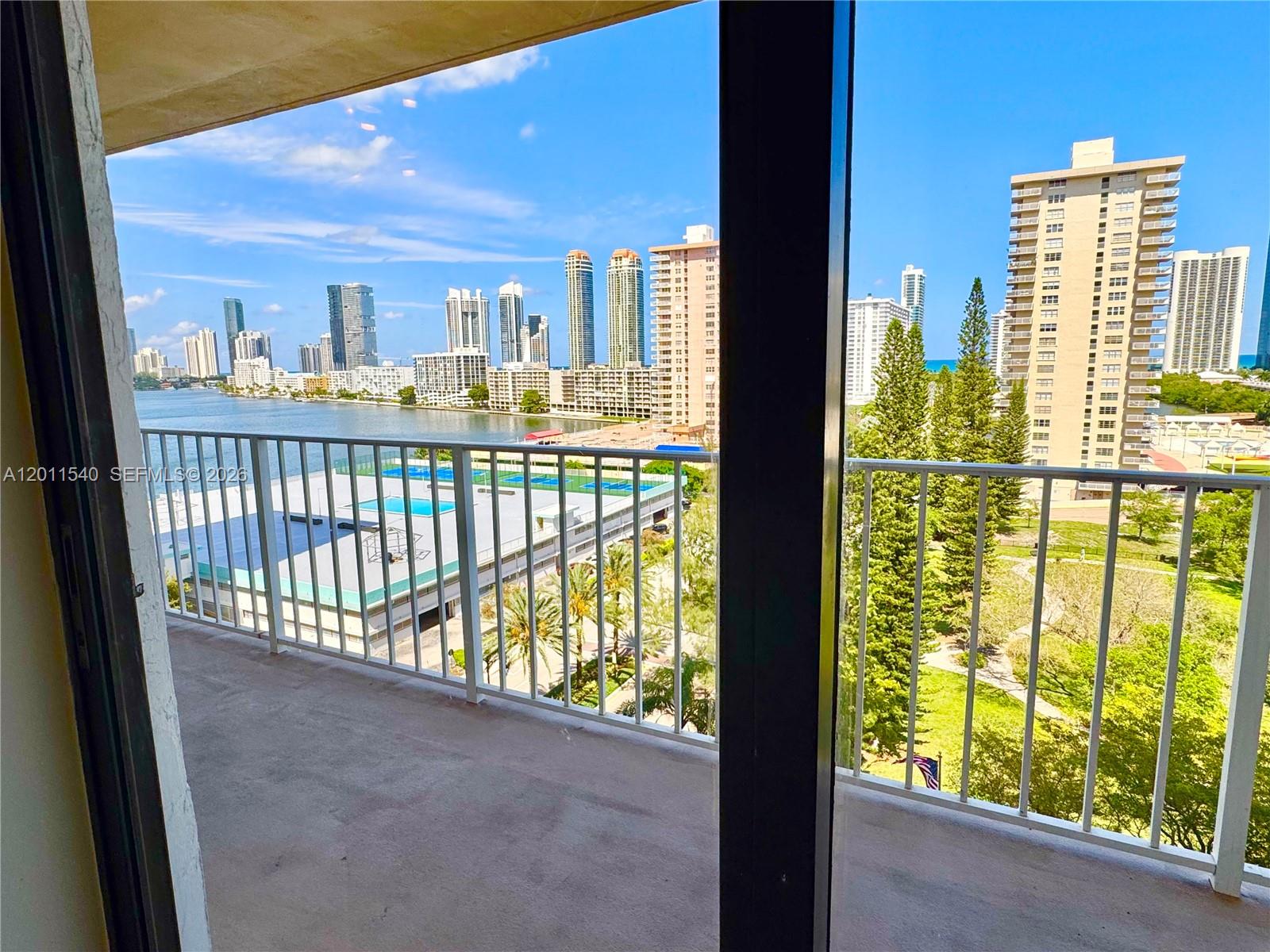 See details 1112 2 / 2 1240 sq. ft. $ 2026-05-01 0 Photo