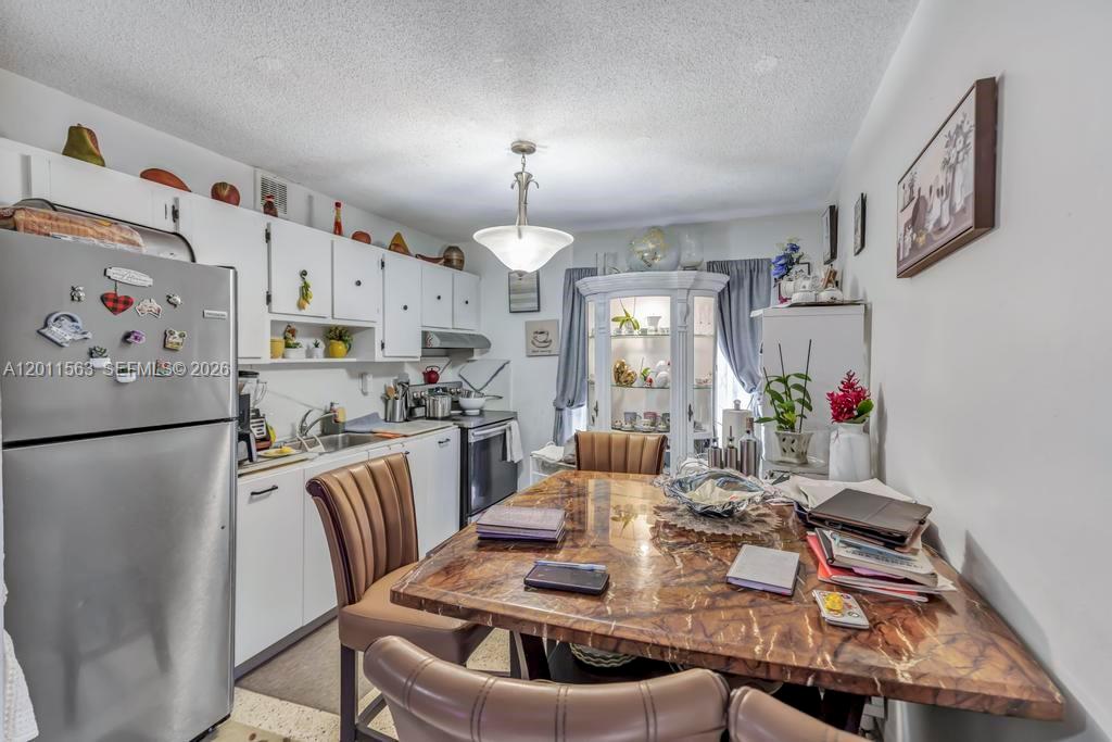 See details / 3856 sq. ft. $ 2026-05-01 0 Photo