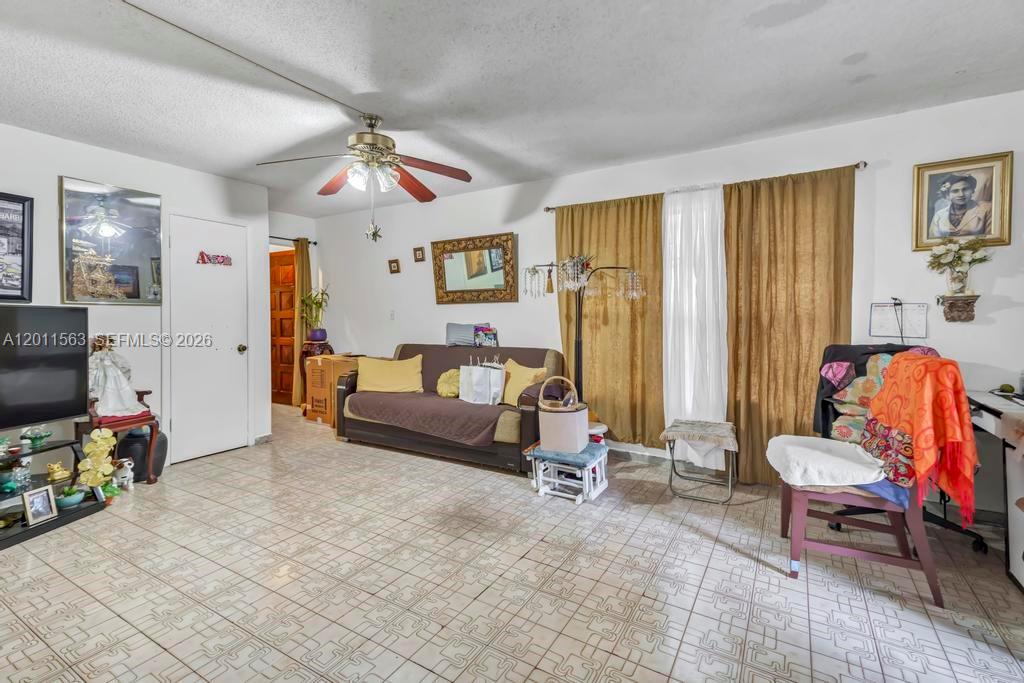 See details / 3856 sq. ft. $ 2026-05-01 0 Photo