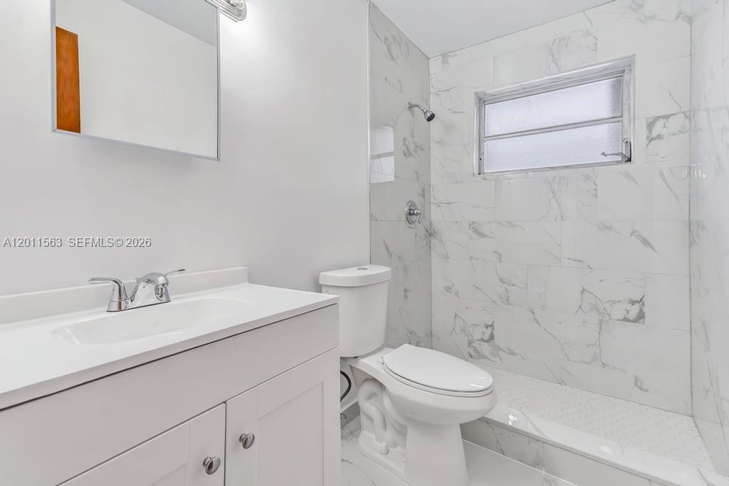 See details / 3856 sq. ft. $ 2026-05-01 0 Photo