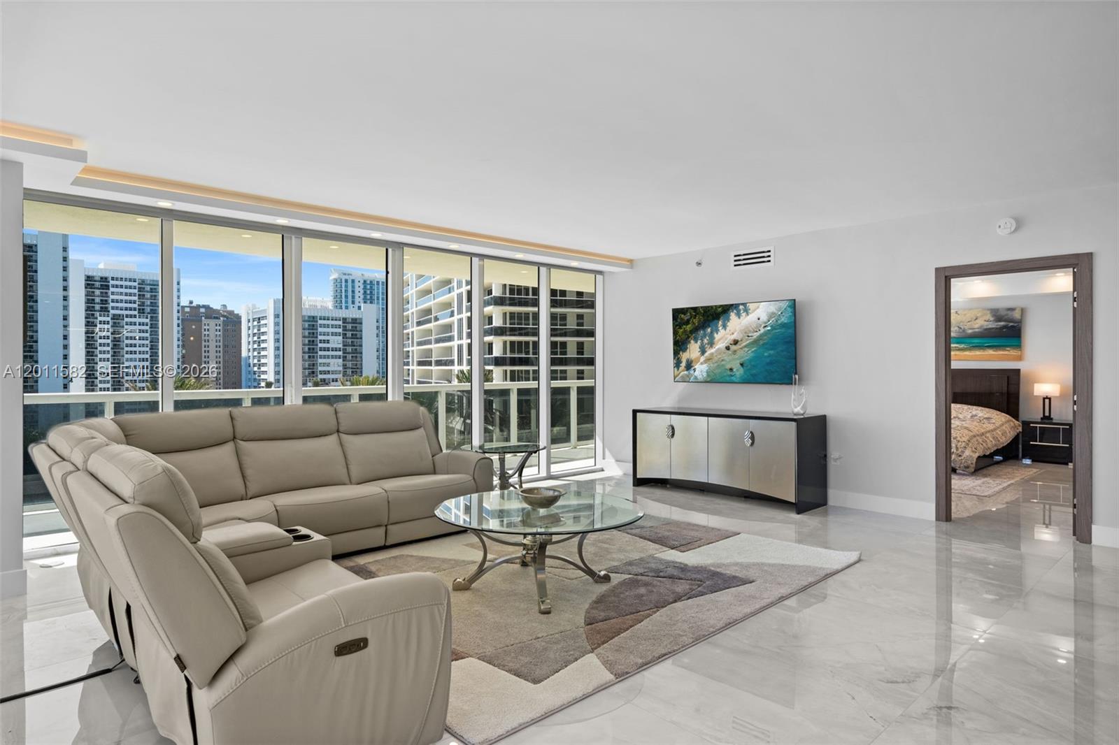 1002 2 / 2 1900 sq. ft. $ 2026-05-01 0 Photo