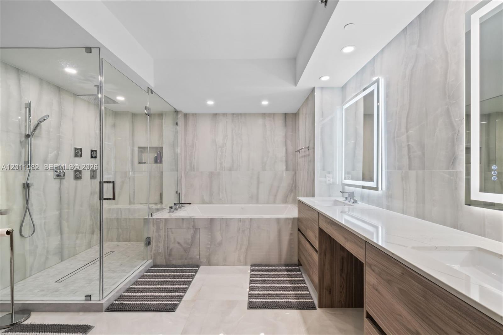 1002 2 / 2 1900 sq. ft. $ 2026-05-01 0 Photo