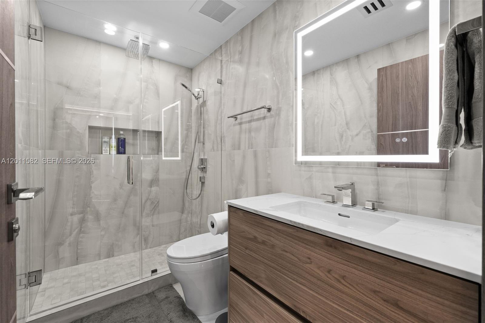 1002 2 / 2 1900 sq. ft. $ 2026-05-01 0 Photo