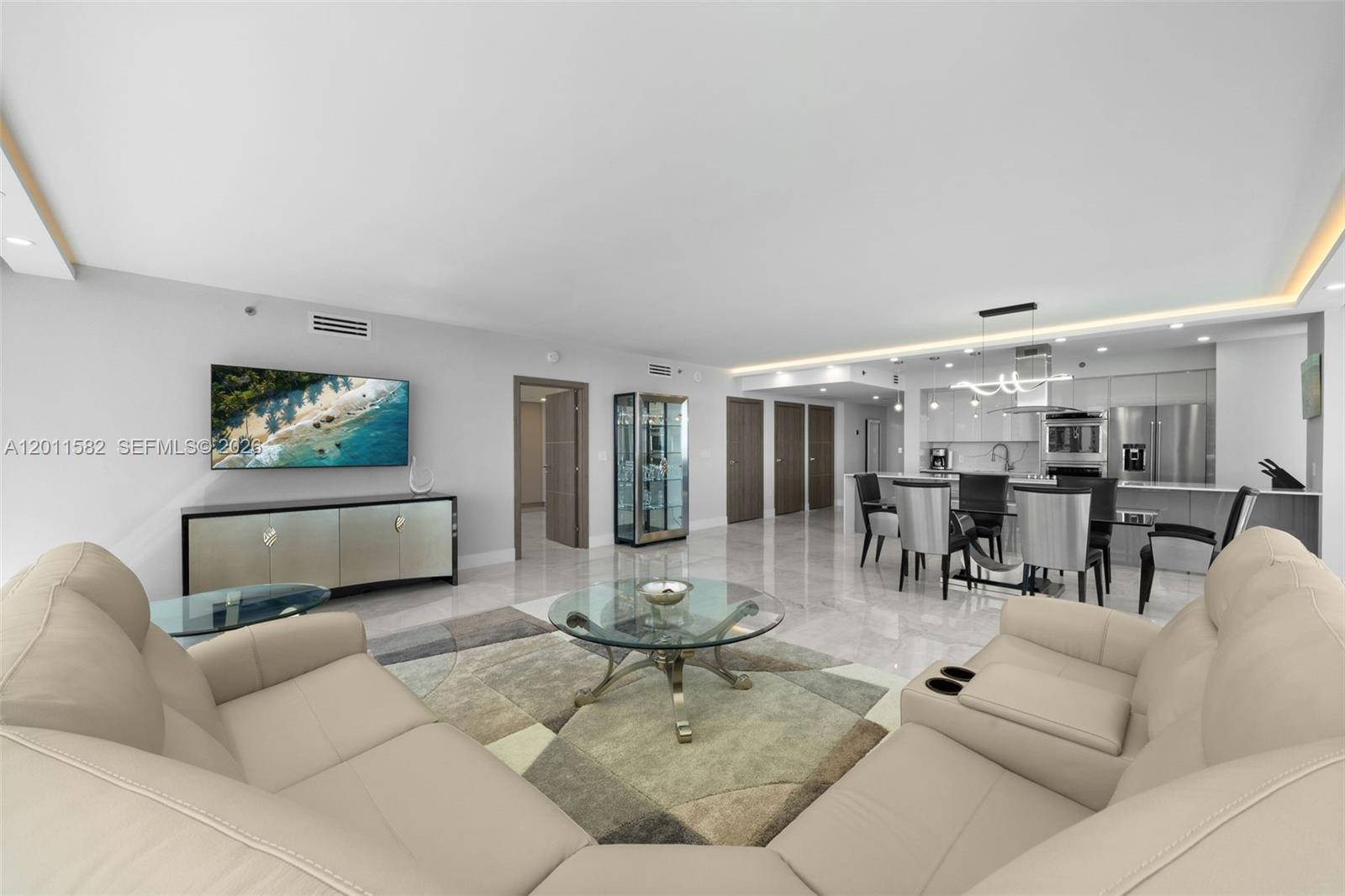 1002 2 / 2 1900 sq. ft. $ 2026-05-01 0 Photo