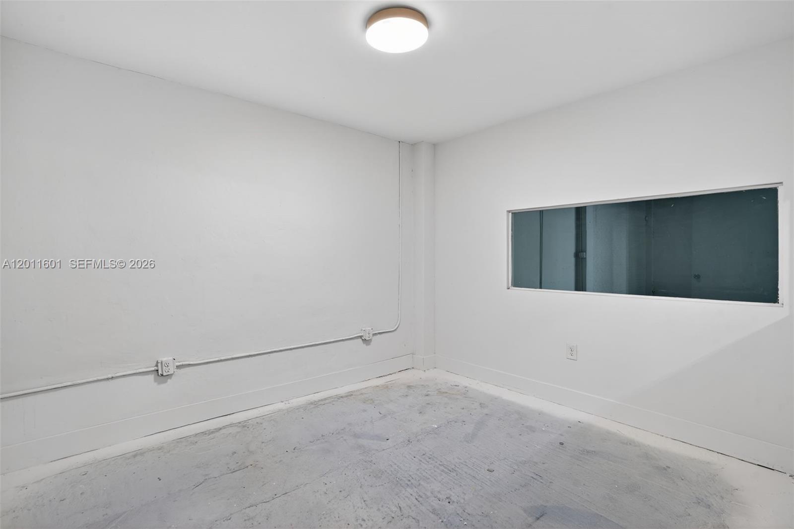   /   sq. ft. $ 2026-05-01 0 Photo