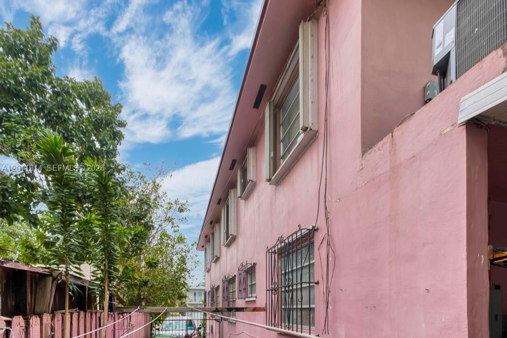 See details / sq. ft. $ 2026-05-01 0 Photo