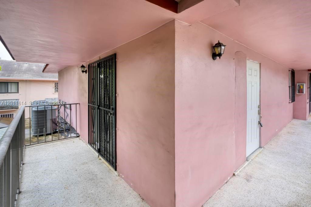 See details / sq. ft. $ 2026-05-01 0 Photo